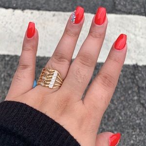 Meet your Posher, Jinny